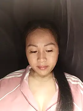 Snapshot of Spring-mky chatting on 21, 11, 2025 Spring-mky online show from 21, 11, 2025