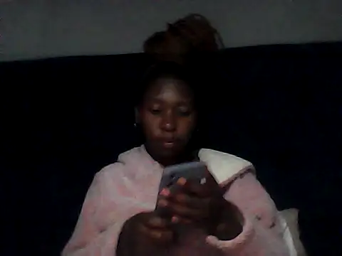 Snapshot of sexysmalldaily04 chatting on 25, 10, 2025 sexysmalldaily04 online show from 25, 10, 2025