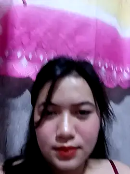 XxxHotCouples4u online show from 27, 3, 2026