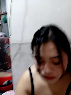 XxxHotCouples4u online show from 5, 4, 2026