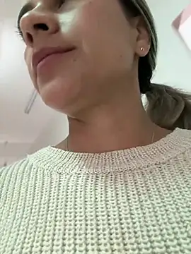 Snapshot of valentina_herrrera chatting on 9, 4, 2026 valentina herrrera online show from 9, 4, 2026