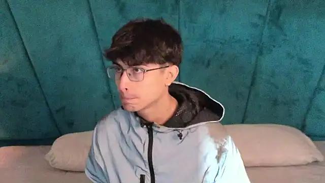 Aaron Eze online show from 25, 3, 2026