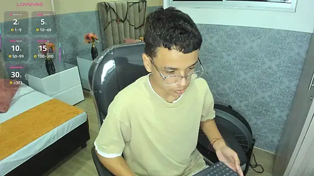 Xavier Fox    online show from 31, 10, 2025