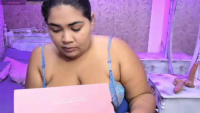 Snapshot of Sara_clk chatting on 10, 5, 2026 Sara clk online show from 10, 5, 2026