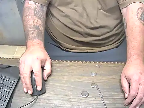 Snapshot of awynn1980 chatting on 31, 10, 2025 awynn1980 online show from 31, 10, 2025