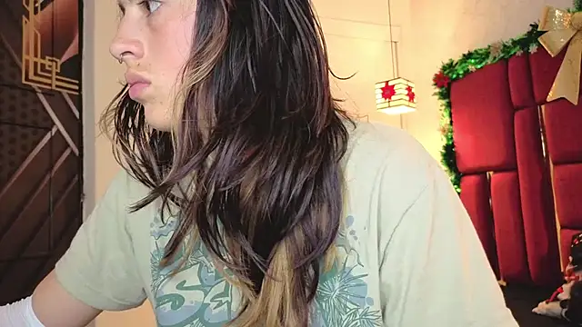 moon winy online show from 14, 12, 2025