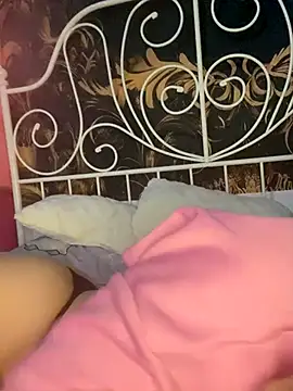 Snapshot of NatyNatasha1 chatting on 17, 10, 2025 NatyNatasha1 online show from 17, 10, 2025