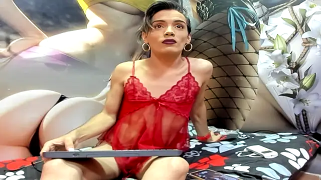 wild-cat-hot online show from 5, 12, 2025