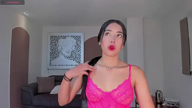 ScarlettBlaze  online show from 5, 11, 2025