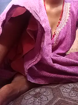 Hot Lilly02 online show from 18, 12, 2025