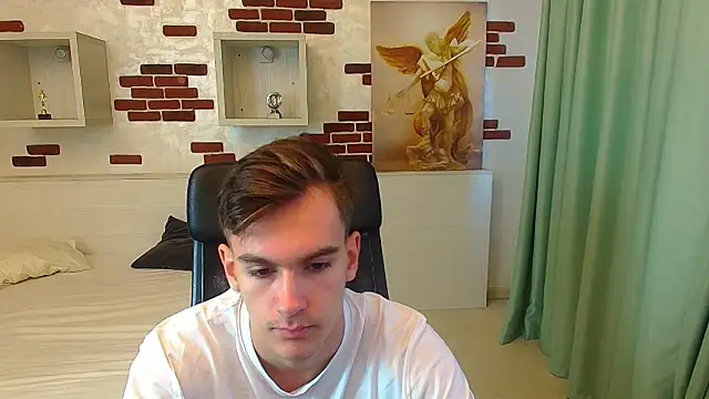 Snapshot of BradyFlint chatting on 30, 10, 2025 BradyFlint online show from 30, 10, 2025