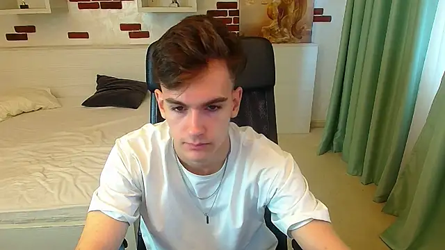 Snapshot of BradyFlint chatting on 9, 11, 2025 BradyFlint online show from 9, 11, 2025