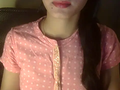 Snapshot of Shezi_N chatting on 18, 2, 2026 Shezi N online show from 18, 2, 2026