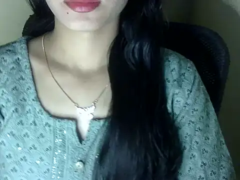 Snapshot of Shezi_N chatting on 2, 3, 2026 Shezi N online show from 2, 3, 2026