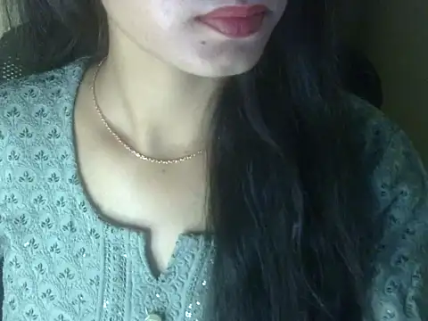 Snapshot of Shezi_N chatting on 7, 3, 2026 Shezi N online show from 7, 3, 2026