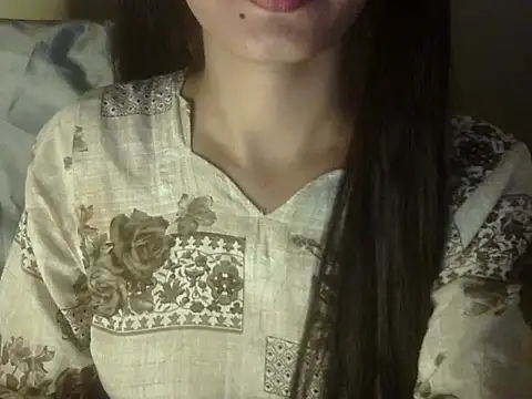 Snapshot of Shezi_N chatting on 31, 3, 2026 Shezi N online show from 31, 3, 2026