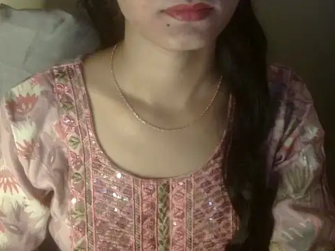 Snapshot of Shezi_N chatting on 2, 4, 2026 Shezi N online show from 2, 4, 2026