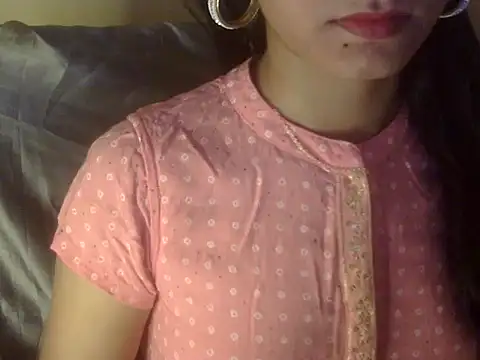 Snapshot of Shezi_N chatting on 9, 4, 2026 Shezi N online show from 9, 4, 2026