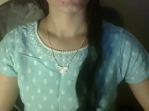 Snapshot of Shezi_N chatting on 14, 4, 2026 Shezi N online show from 14, 4, 2026