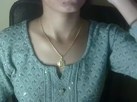 Snapshot of Shezi_N chatting on 11, 5, 2026 Shezi N online show from 11, 5, 2026