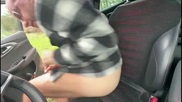 Snapshot of sexytorohot chatting on 29, 10, 2025 sexytorohot online show from 29, 10, 2025