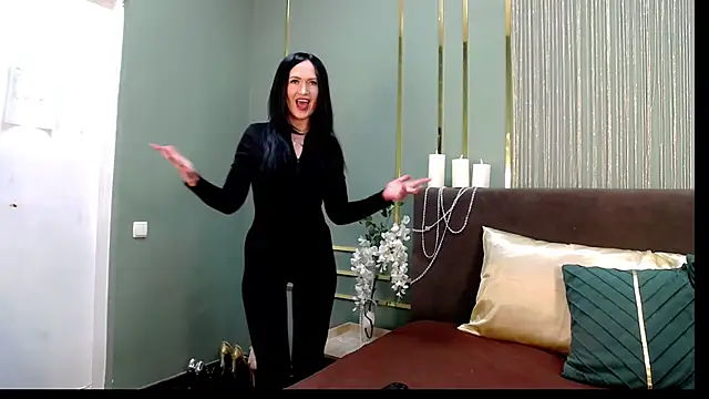 Snapshot of JaneWalch chatting on 4, 3, 2026 JaneWalch online show from 4, 3, 2026