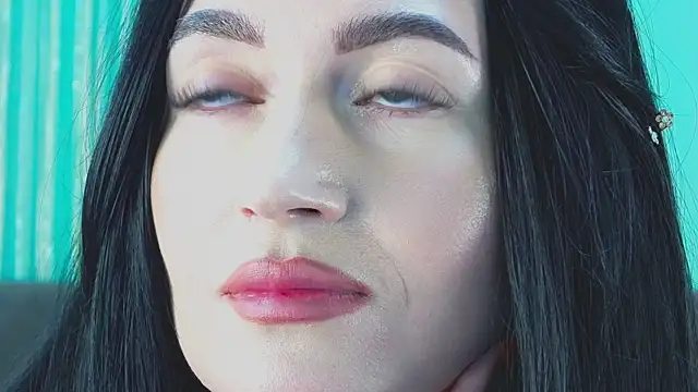 Snapshot of JaneWalch chatting on 6, 4, 2026 JaneWalch online show from 6, 4, 2026