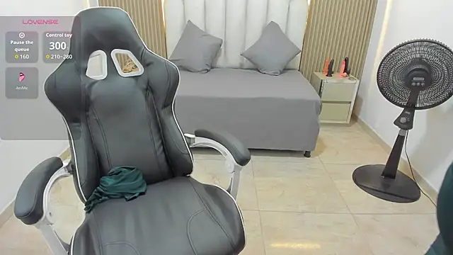 Snapshot of Aziz_daud chatting on 11, 2, 2026 Aziz daud online show from 11, 2, 2026