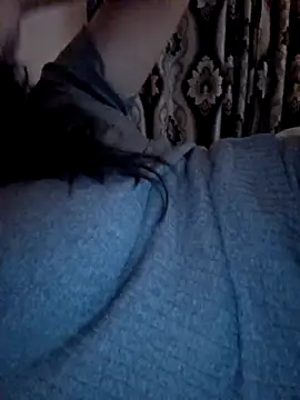 Snapshot of Ariana381 chatting on 29, 10, 2025 Ariana381 online show from 29, 10, 2025