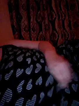 Snapshot of Ariana381 chatting on 31, 10, 2025 Ariana381 online show from 31, 10, 2025