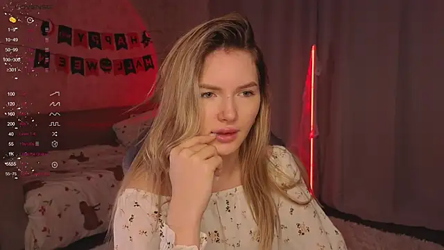 EvelynSin online show from 1, 11, 2025