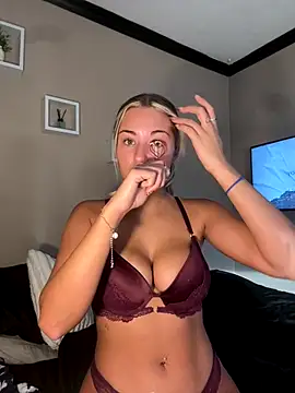 LaceyMilliexoxo online show from 26, 11, 2025