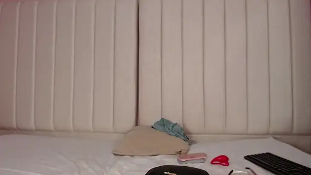 miel alisha online show from 13, 11, 2025