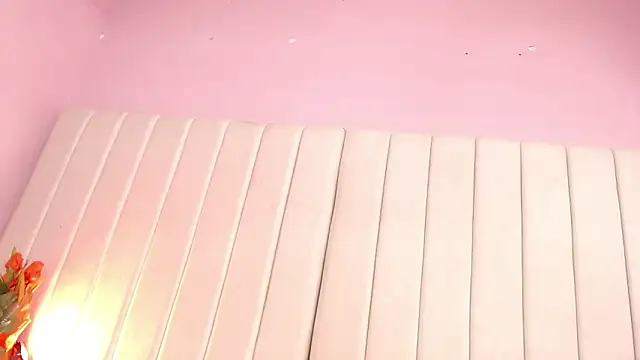 Snapshot of miel_alisha chatting on 13, 1, 2026 miel alisha online show from 13, 1, 2026