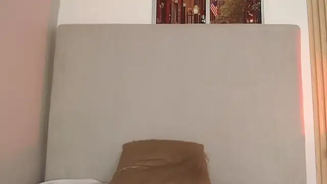 Snapshot of miel_alisha chatting on 31, 1, 2026 miel alisha online show from 31, 1, 2026