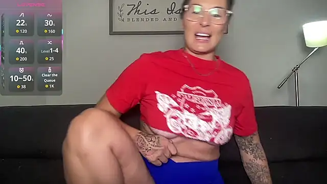 Mandyrheaa online show from 11, 11, 2025