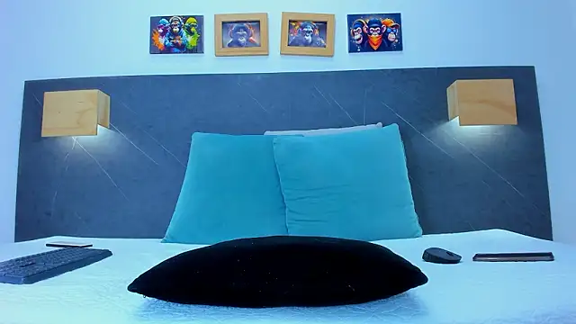 iamdoll online show from 12, 3, 2026