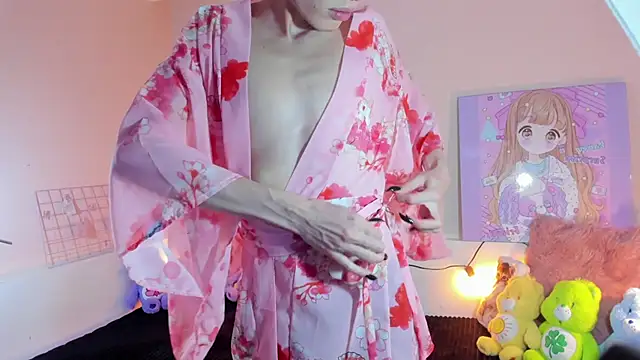 Strawberry Kitty  online show from 1, 12, 2025