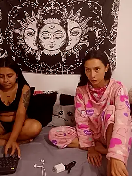 emily n abby online show from 6, 3, 2026