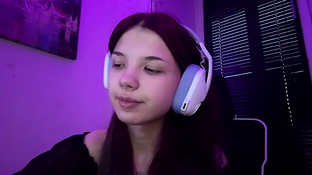 Snapshot of HanaMantanaDell chatting on 30, 4, 2026 HanaMantanaDell online show from 30, 4, 2026