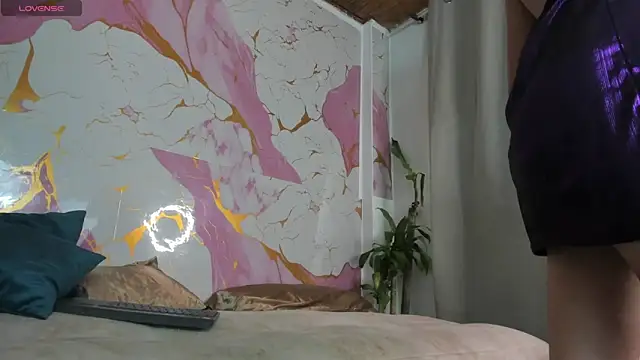 Snapshot of sharon_ivanna12 chatting on 28, 3, 2026 sharon ivanna12 online show from 28, 3, 2026