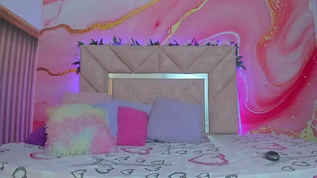 mia  blaze   online show from 25, 10, 2025