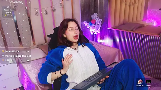 KATANA TAY online show from 19, 12, 2025