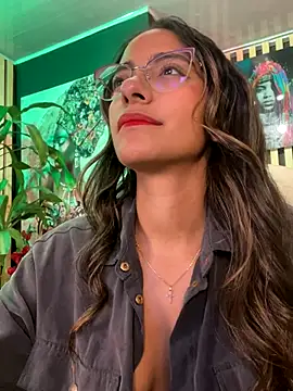 Snapshot of elegant__rouse chatting on 30, 11, 2025 elegant rouse online show from 30, 11, 2025