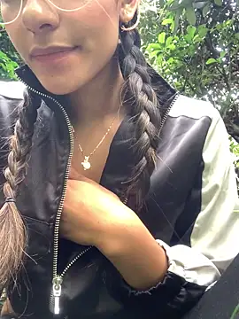 elegant  rouse online show from 5, 4, 2026