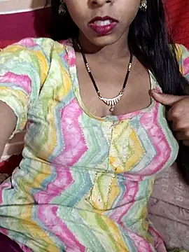 Itz Aisha   online show from 18, 4, 2026