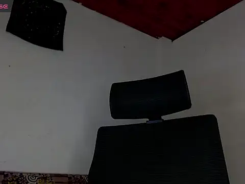 Snapshot of Scarlett_crastrawberry chatting on 12, 4, 2026 Scarlett crastrawberry online show from 12, 4, 2026