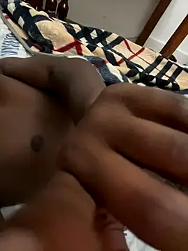 Snapshot of solodrive chatting on 13, 11, 2025 solodrive online show from 13, 11, 2025