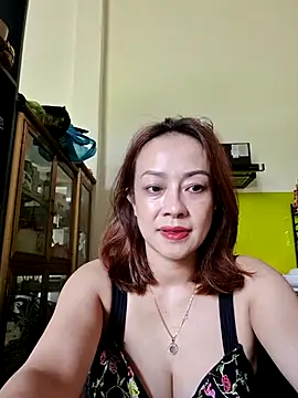 Baby-bigboobs20 online show from 1, 12, 2025