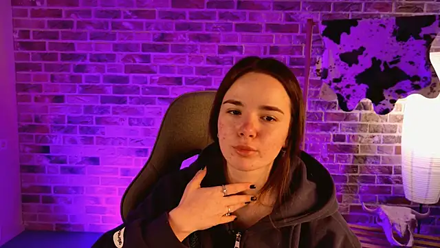 May Bloom online show from 17, 2, 2026